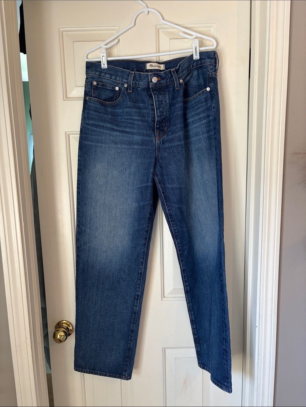 Madewell Relaxed Straight-Leg Jeans in Deep Blue Wash